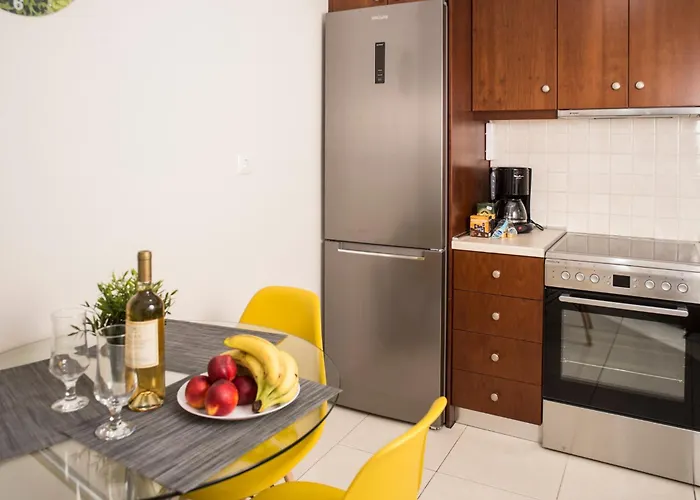 Historical Center Small Diamond * Calamata